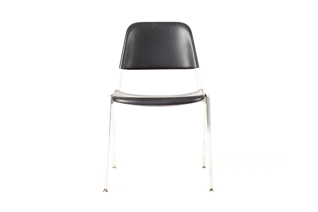 #2257 — Vintage Mid Century Model #1601 Stacking Dining Chairs — Don Albinson for Knoll International — Set of Eight
