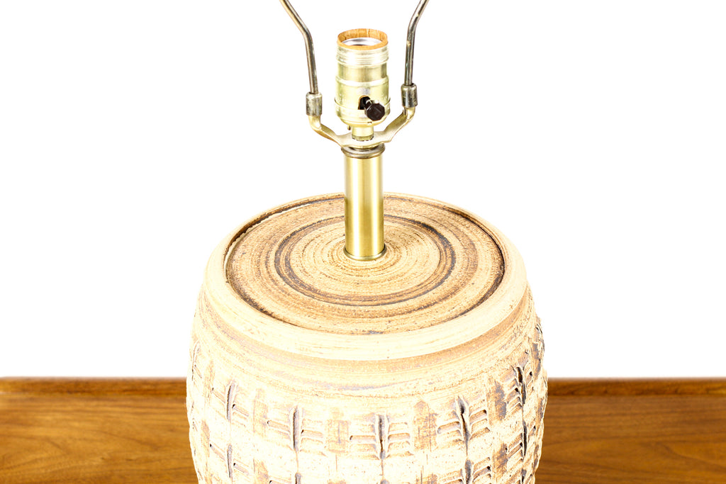 #2223 — Mid Century Vintage Table Lamp — Bob Kinzie for Affiliated Craftsmen — Textured Surface — Raw Stoneware