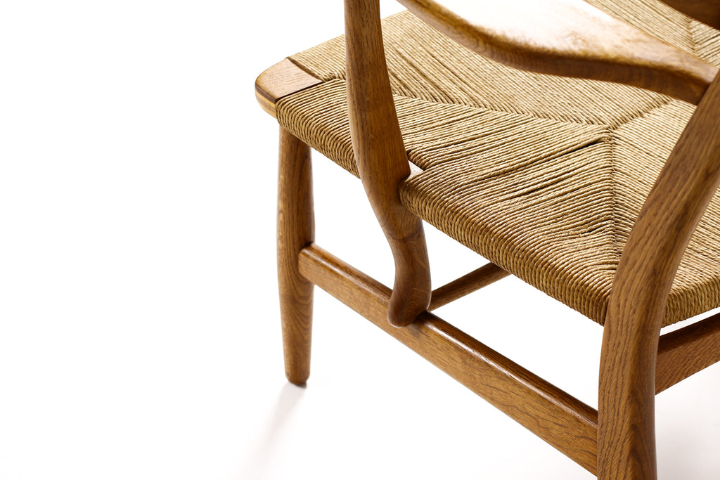 #1829 – Danish Modern / Mid Century Oak Lounge / Armchair – Hans Wegner for Carl Hansen — Model CH22 — A