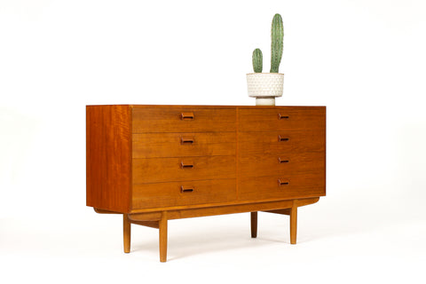#2014 — Danish Modern / Mid Century Teak Low Dresser — Borge Mogensen for Søborg Møbelfabrik — 8 Drawers — B