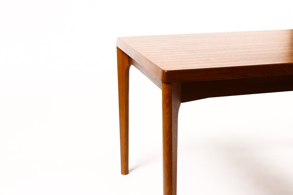 #1525 — Danish Modern / Mid Century Teak Expandable Dining Table — Rectangular — Draw Leaf — Vejle Stole Møbelfabrik