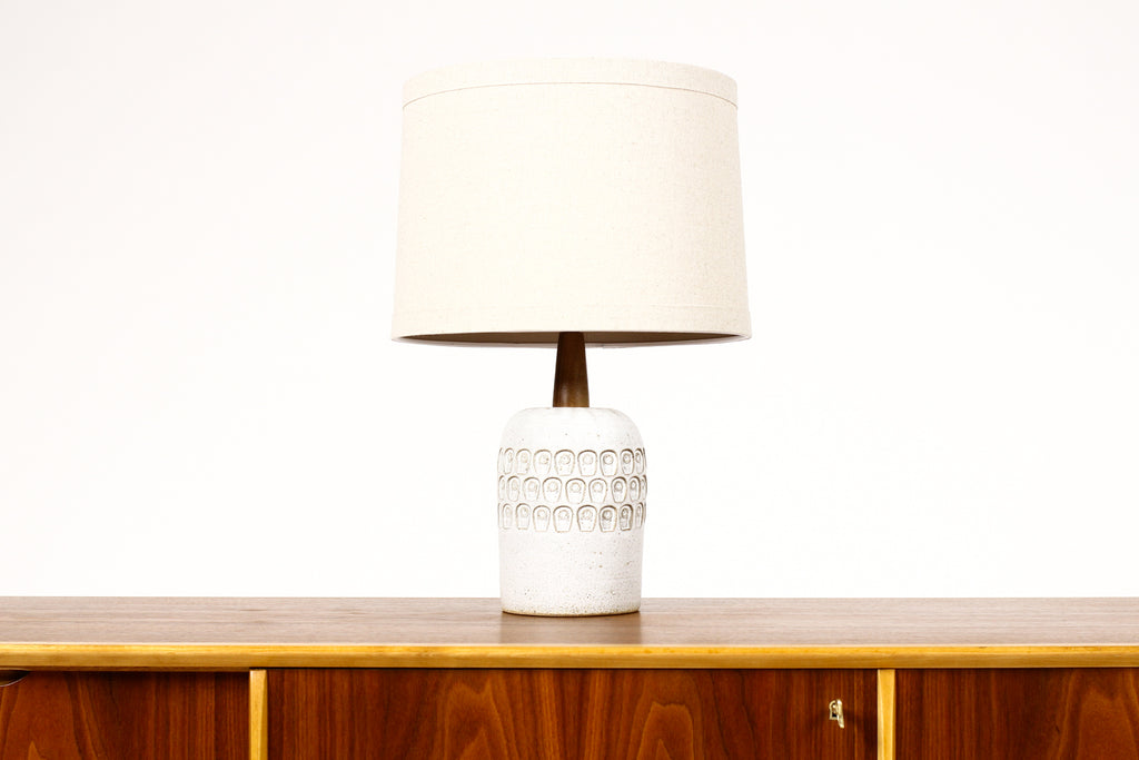 #1956 - Ceramic Stoneware Studio Pottery Table Lamp - Keyhole Pattern — White Glaze — L27