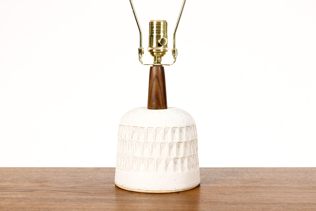 #1959 - Ceramic Stoneware Studio Pottery Table Lamp - Small Weave Pattern — White Glaze — L30