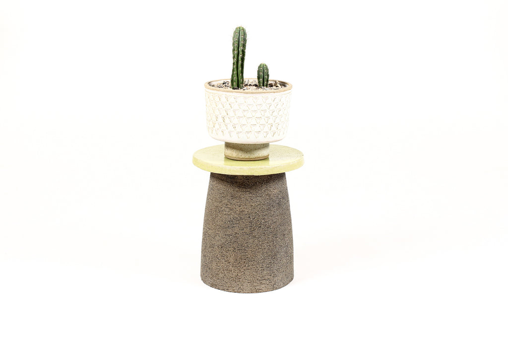 #1726 – Vintage Modernist Ceramic Stoneware Garden Toad stool / Outdoor Side Table by Stan Bitters