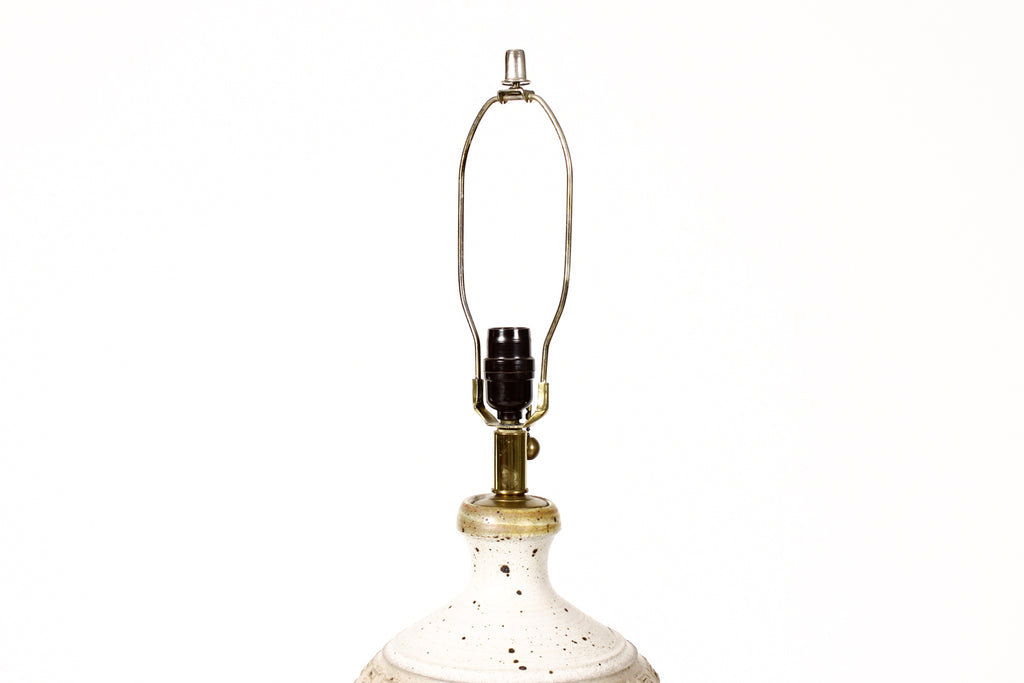 #1792 — Mid Century Vintage Table Lamp — Textured facade — Bob Kinzie for Affiliated Craftsmen — Light Gray Glaze