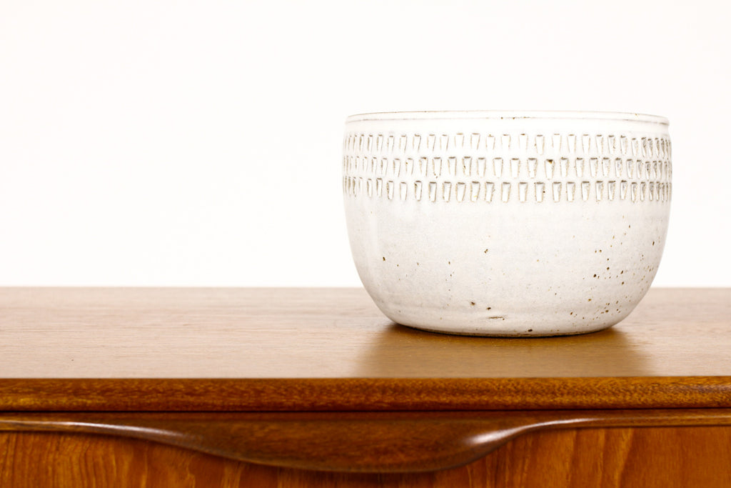 #1497 —Ceramic Stoneware Planter —Small Facet pattern —White Glaze — P65