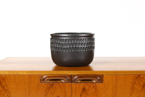 #1562 —Ceramic Stoneware Modernist Planter — Large Facet pattern — Matte Black Glaze — P79