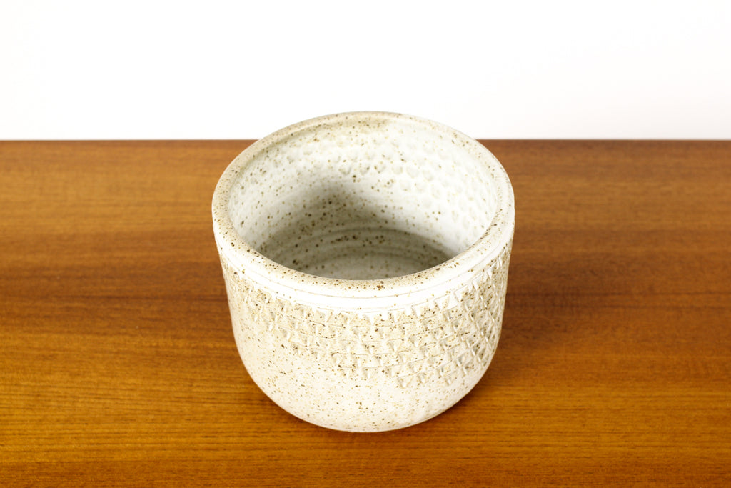 #1575 —Ceramic Stoneware Modernist Planter — Small Delta pattern — White Glaze — P92