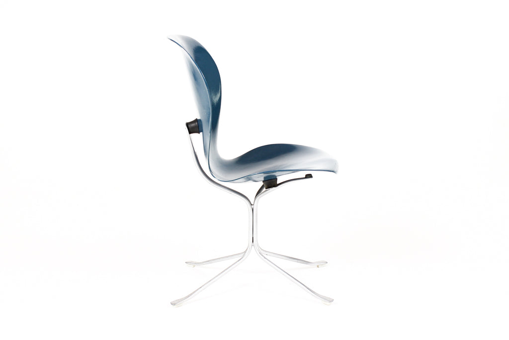 #2087 — Mid Century Vintage Space Age Ion Chair — Gideon Kramer — Blue Fiberglass