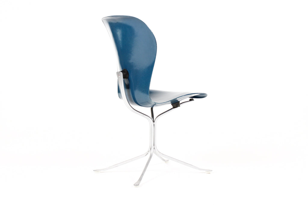 #2087 — Mid Century Vintage Space Age Ion Chair — Gideon Kramer — Blue Fiberglass